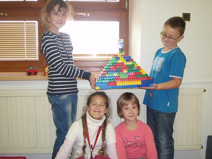 img00017.jpg