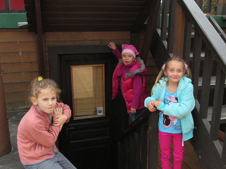 img00010.jpg