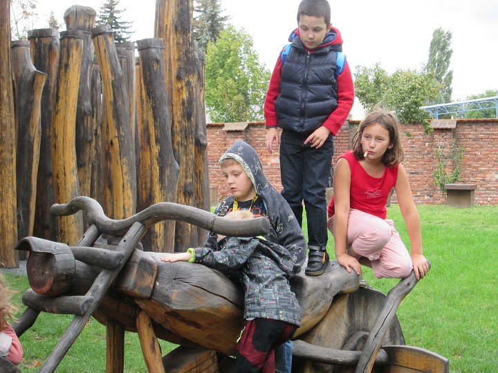 img00015.jpg