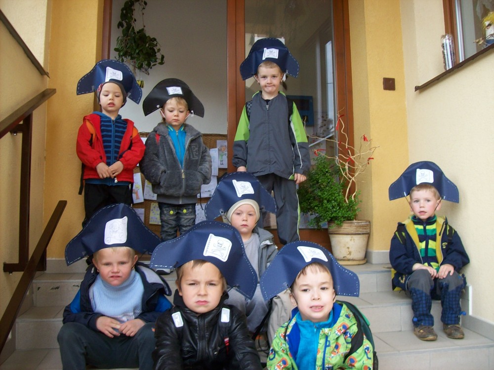 img00002.jpg
