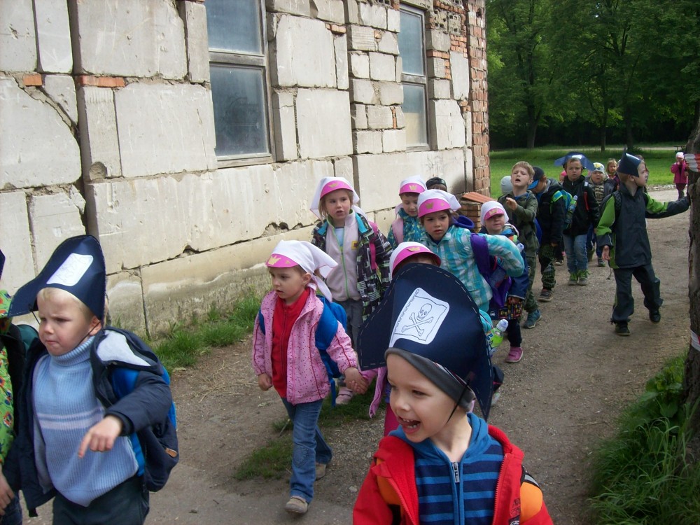 img00008.jpg