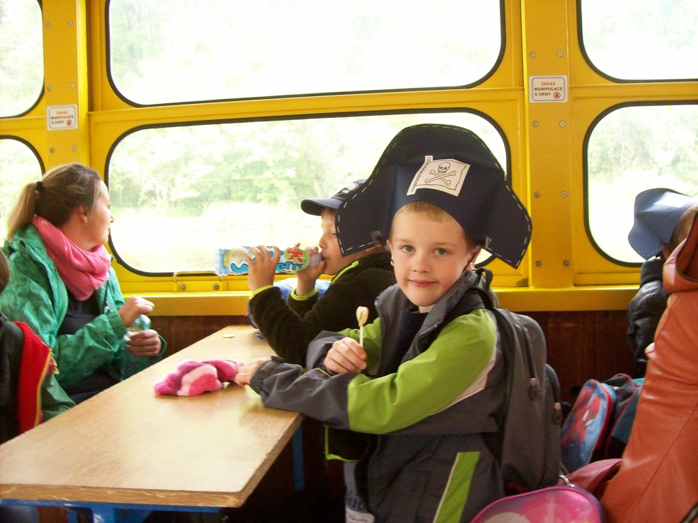 img00064.jpg